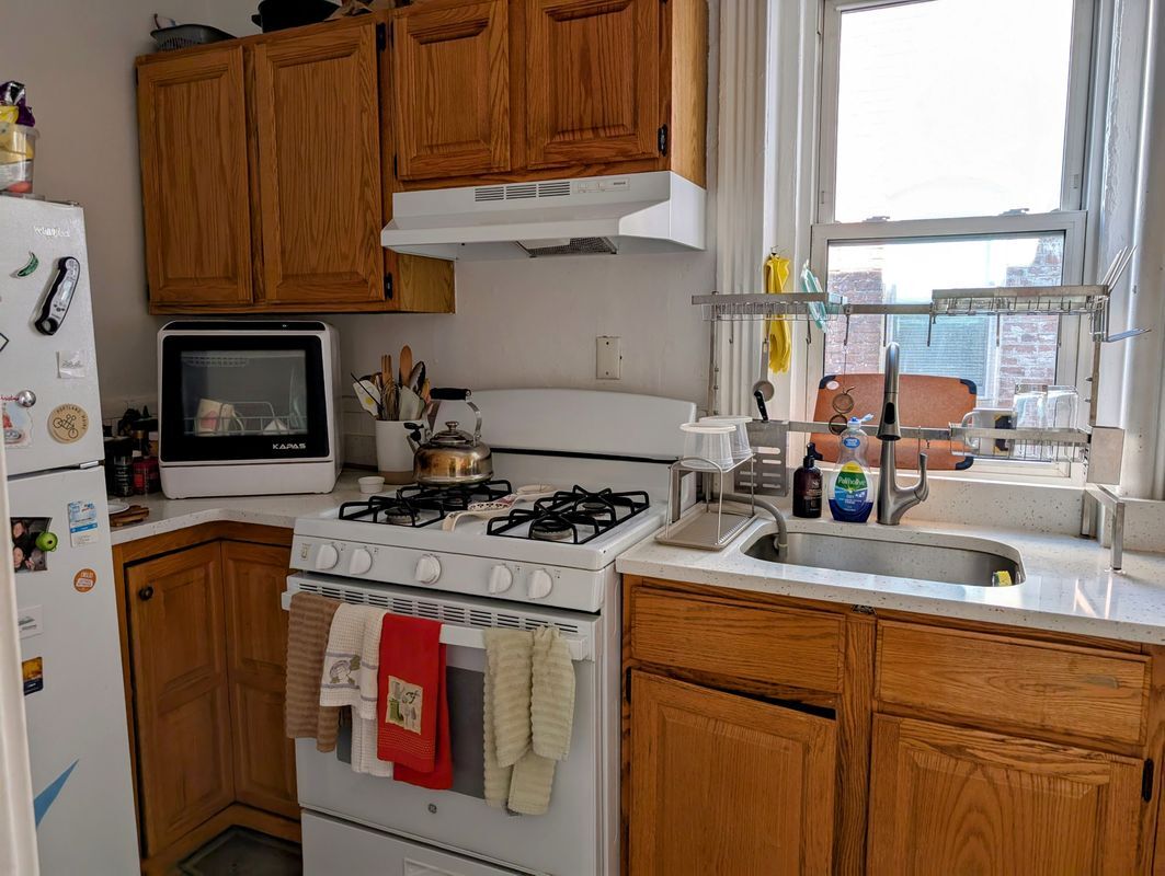 Building Photo - 16 Fuller St