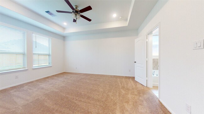 Building Photo - 31314 Whitfield Ct