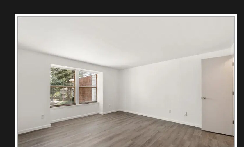 Building Photo - 9333 Old Concord Rd