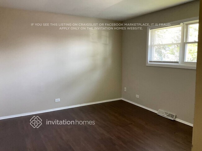 Building Photo - 16405 George Dr