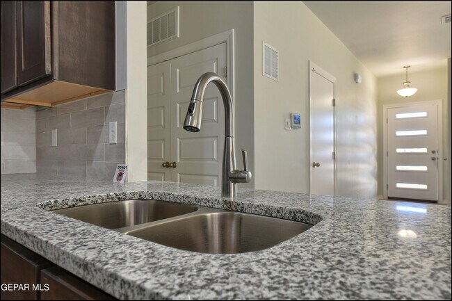 Building Photo - 7830 Estrella