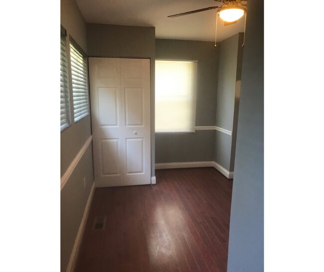 Building Photo - 928 Argonne Dr