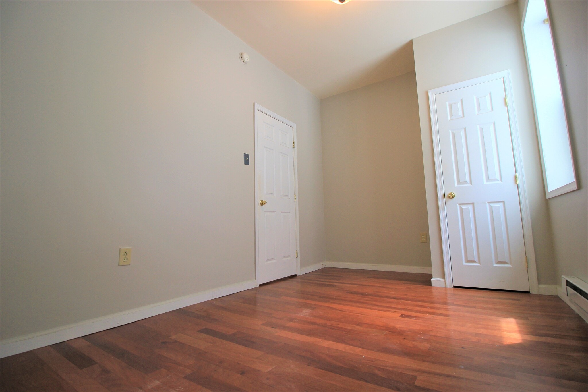 Building Photo - 1314 Walnut St