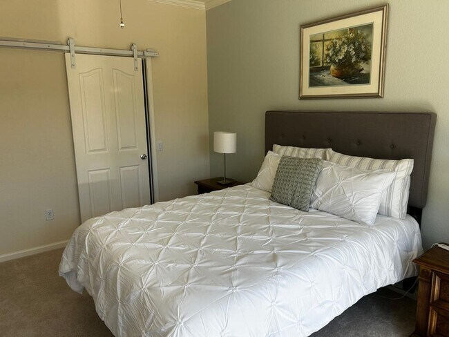 Building Photo - 15619 W Vista Grande Ln