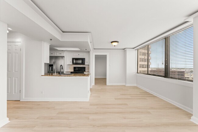 Building Photo - 3525 Sage Rd