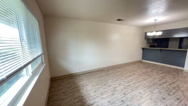 Building Photo - 2351 Fir Ave