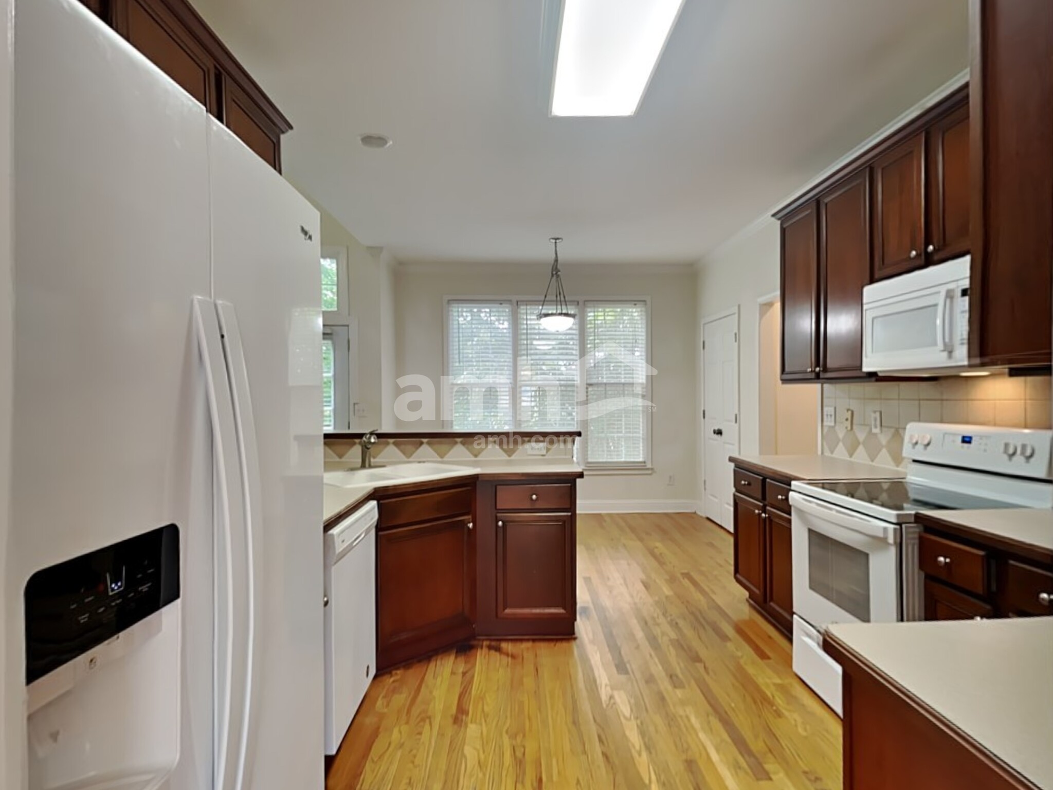 Building Photo - 956 Chippewa Oak Dr
