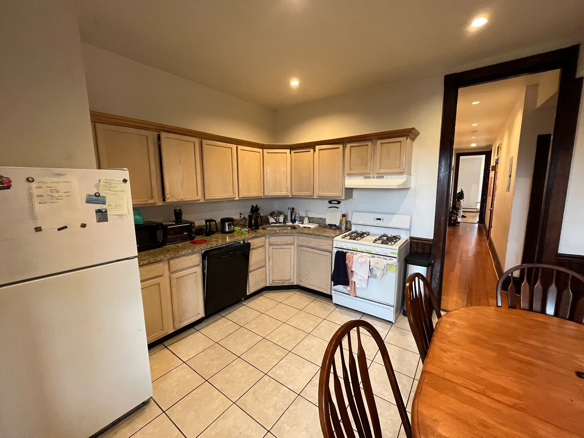 Building Photo - 140 St Alphonsus St