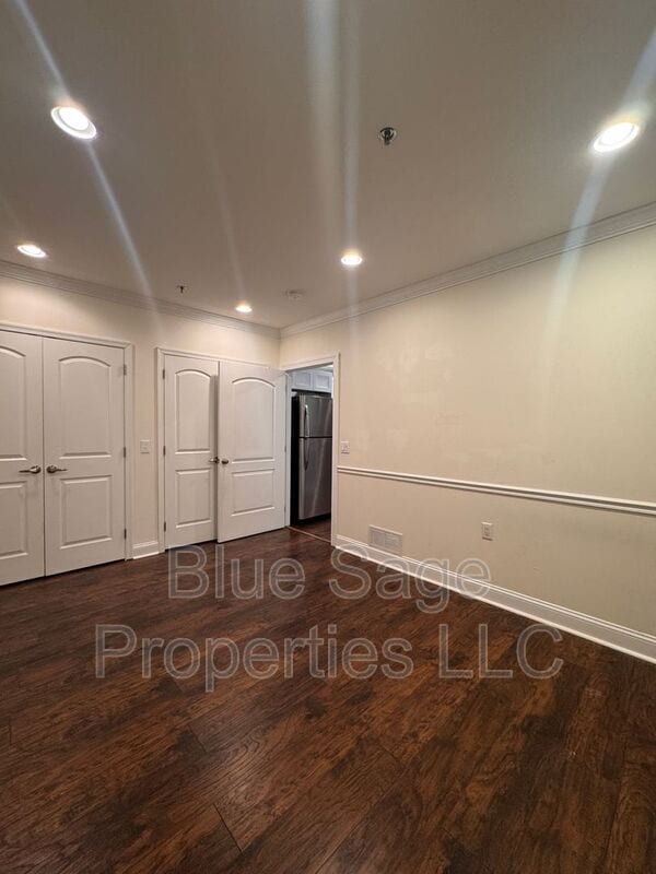 Building Photo - 432 E Baltimore Ave