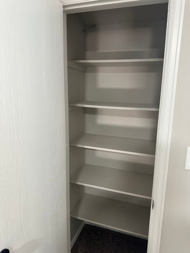 Building Photo - 5458 Fiesta Ln