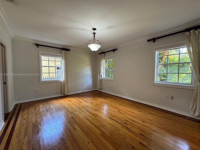 Building Photo - 1512 Certosa Ave