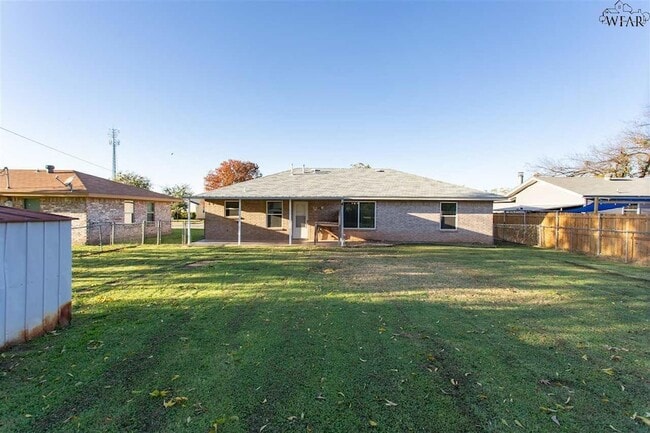 Building Photo - 1217 Sun Valley Dr