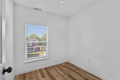 Building Photo - 3627 Woodland Ave