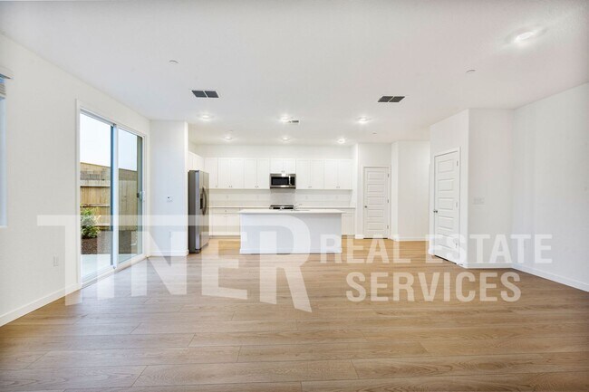 Building Photo - 8540 Anker Wy