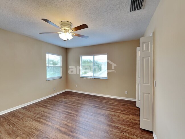 Building Photo - 4155 Day Bridge Pl