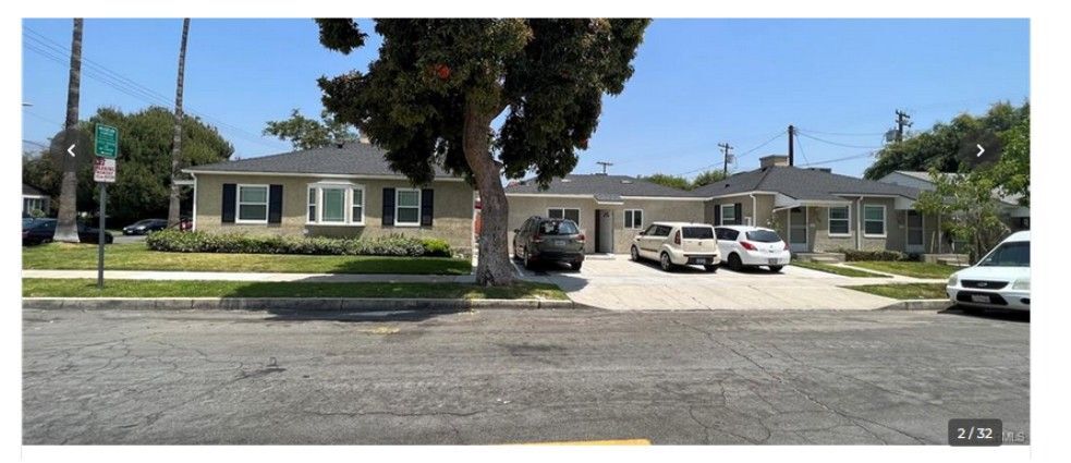 Building Photo - 1004 W Clark Ave