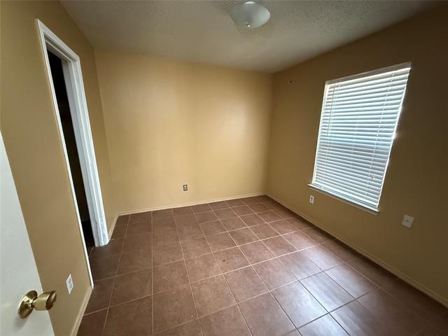 Building Photo - 4316 Elliott Oaks Dr