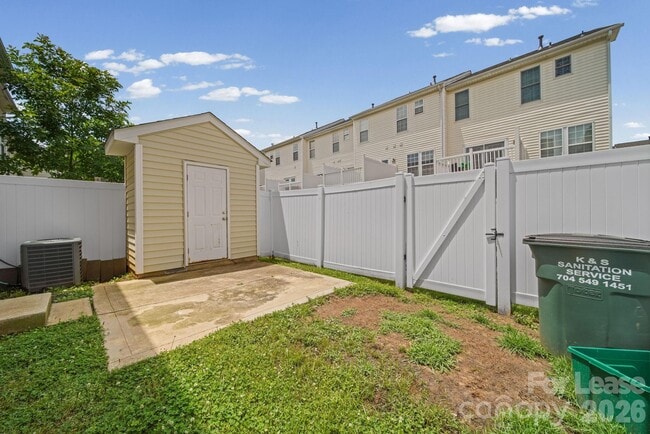 Building Photo - 12439 Blossoming Ct