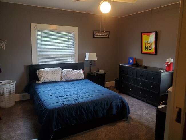 Bedroom 3 - 263 Senator Pl