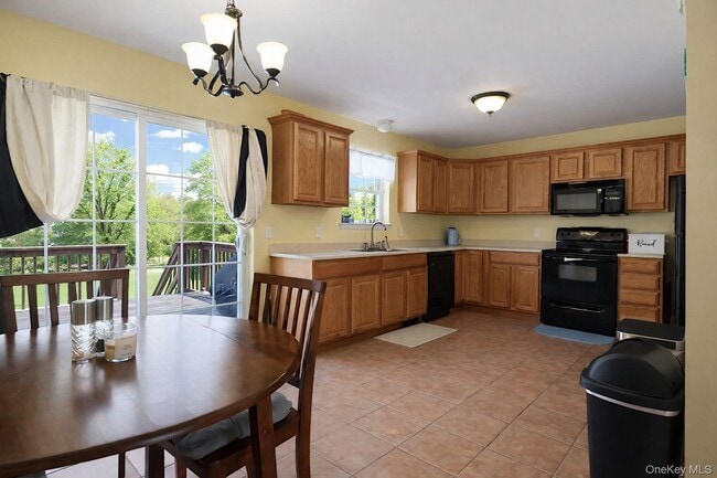 Building Photo - 2040 State Route 17k