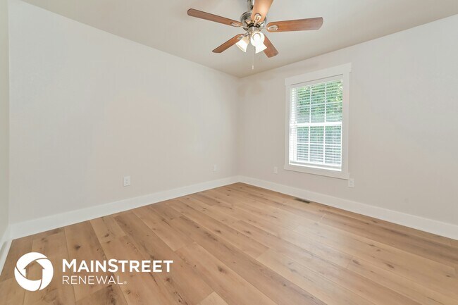 Building Photo - 206 Sandy Hill Rd