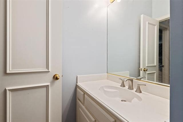 Building Photo - 5932 Riverbend Pl