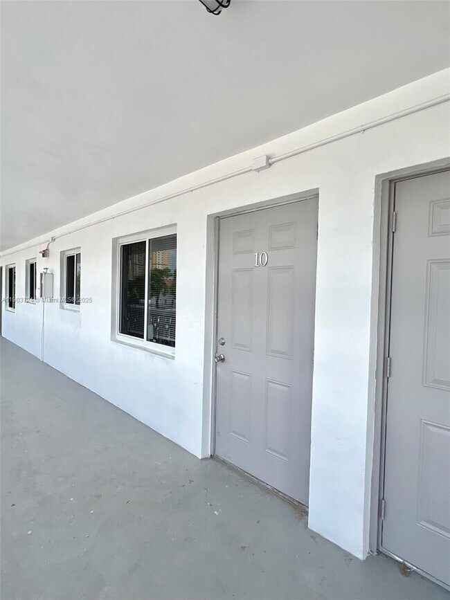 Building Photo - 10 NW 77th St