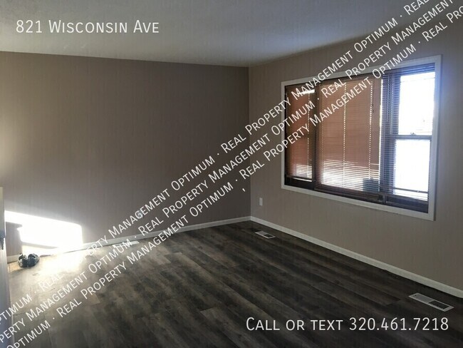 Building Photo - 821 Wisconsin Ave