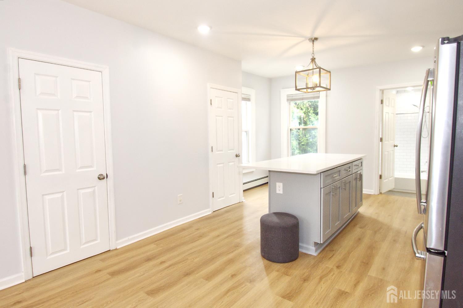 Building Photo - 1076 Fulton St