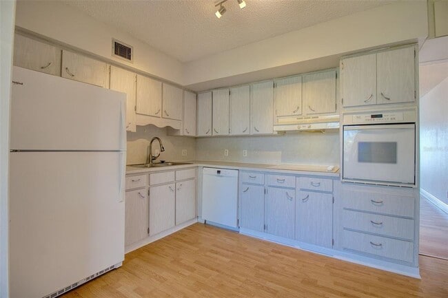 Building Photo - 2450 Canadian Way