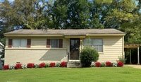 Building Photo - 648 Pawnee Ave