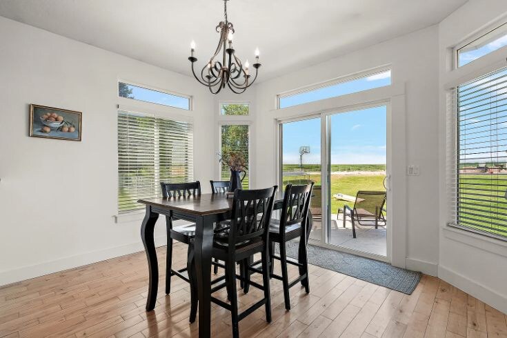 Building Photo - 18227 Southlake Cir