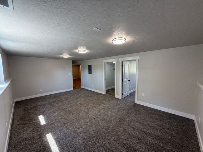 Building Photo - 3426 W 5300 S