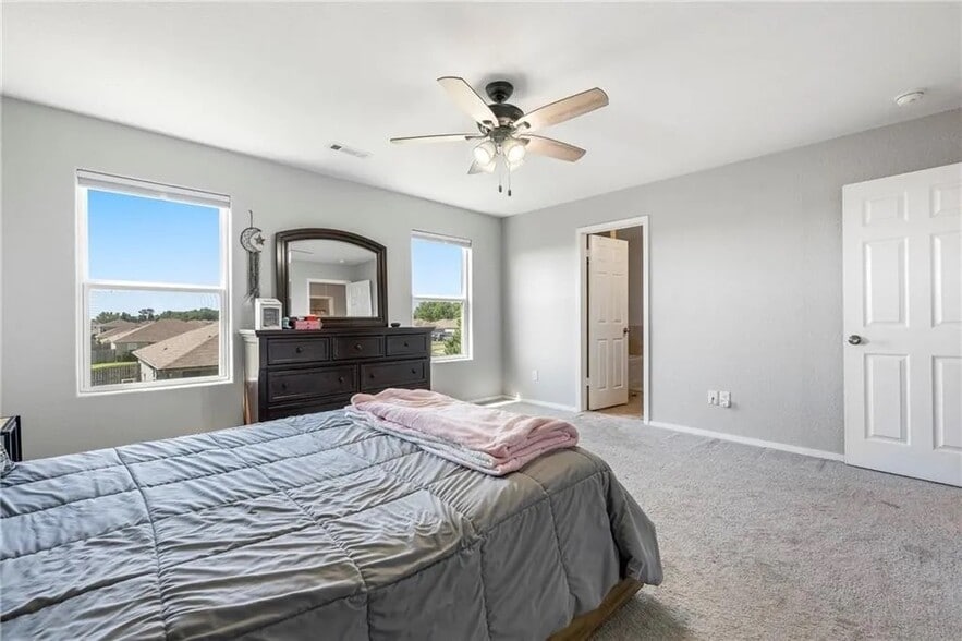 Primary Bedroom - 805 NW 70th Ave