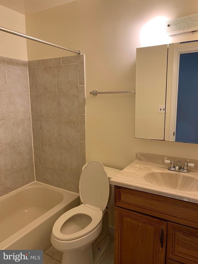 Building Photo - 12603 English Orchard Ct