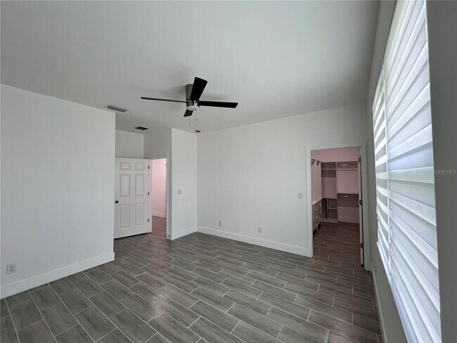 Building Photo - 183 Wright Dr