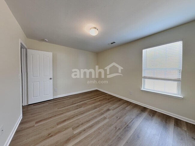 Building Photo - 133 Mount Olivet Dr