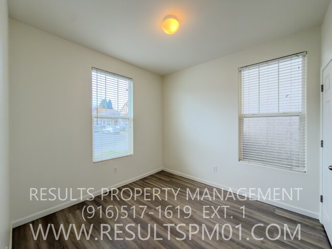 Building Photo - 3 Bedroom 2 bath Home in Natomas