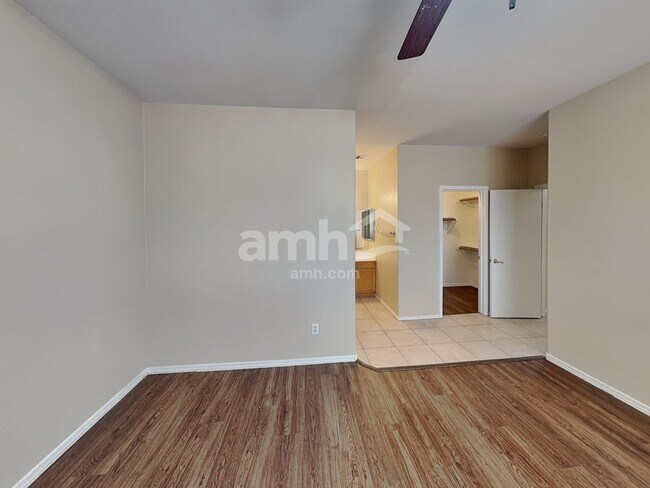 Building Photo - 11221 W Coronado Rd