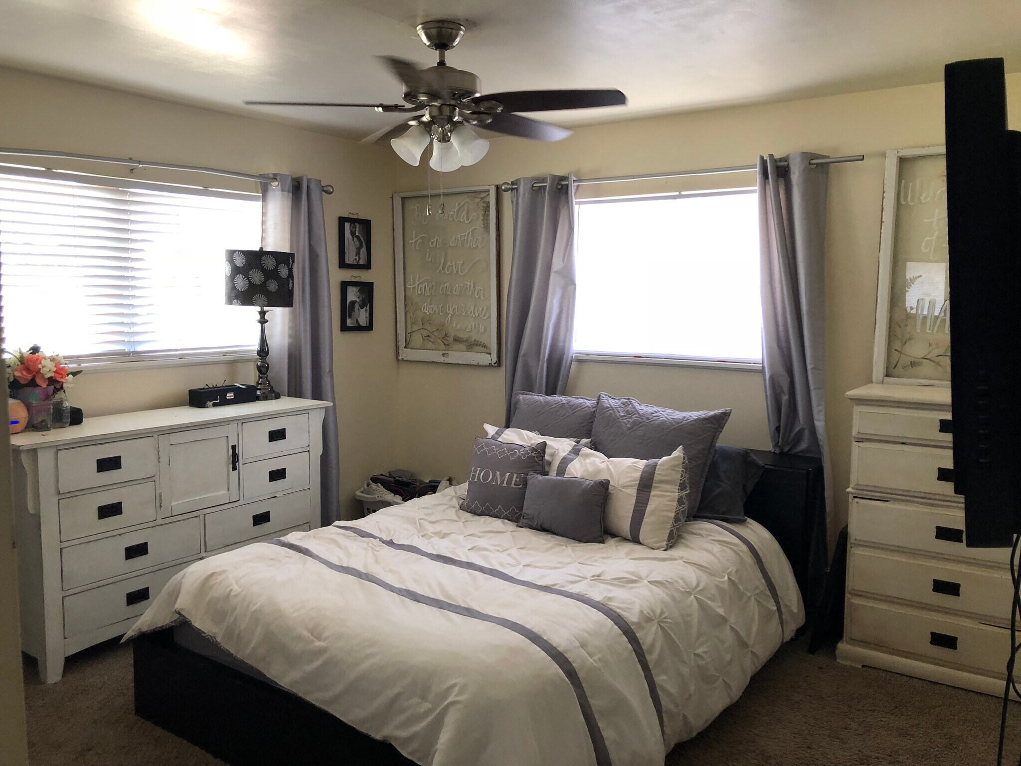 Master bedroom : bathroom attached - 2754 Yale