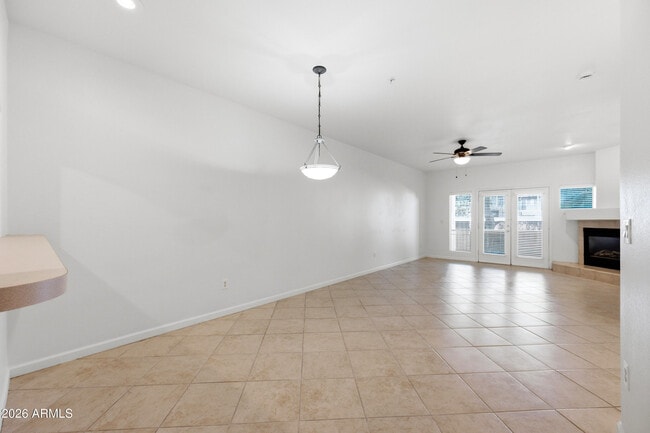 Building Photo - 7021 E Earll Dr