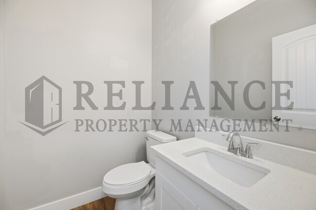 Building Photo - 4515 E 45th St N