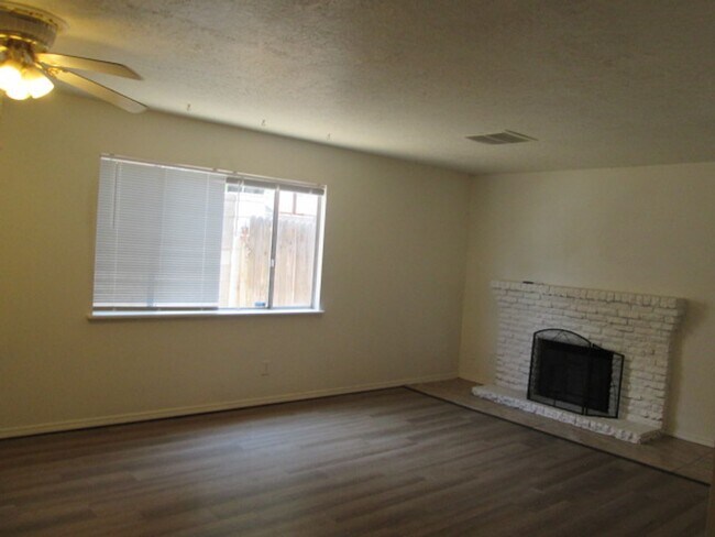 Building Photo - 11500 Atlantic City Ave NE