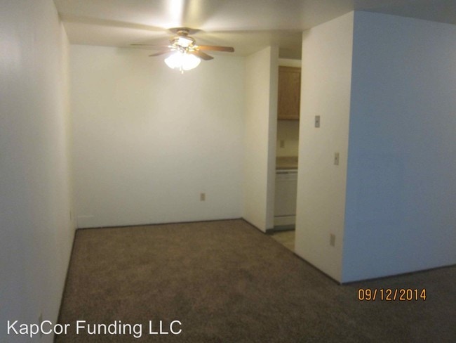 Building Photo - 2600 W Highland Ave