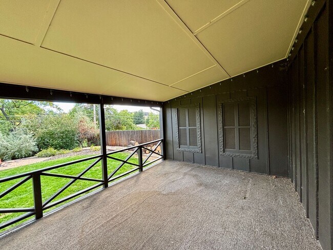 Building Photo - 2ND MONTH FREE FOR LEASE STARTING BY OCTOB...
