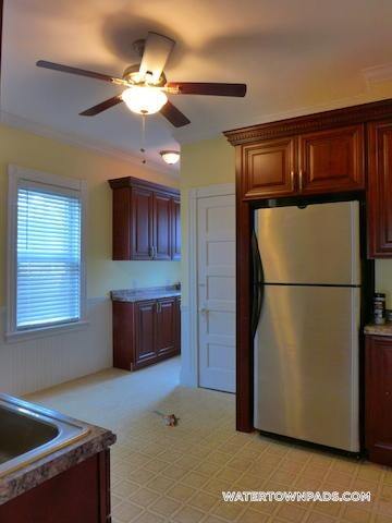 Building Photo - 65 Olcott St