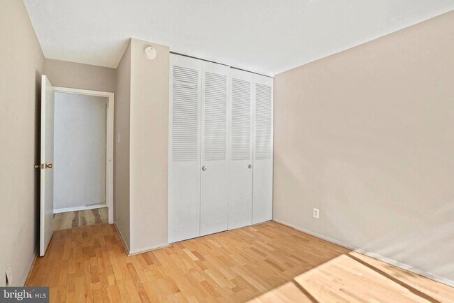 Building Photo - 11801 Rockville Pike