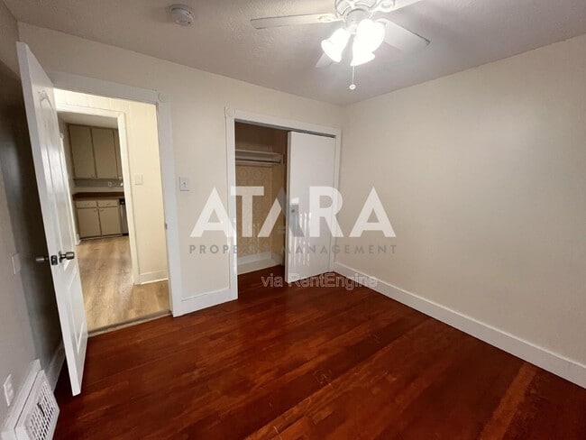 Building Photo - 745 E 3155 S
