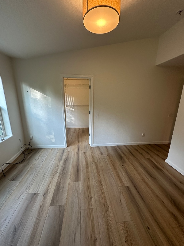 Building Photo - 10279 NW Wilshire Ln