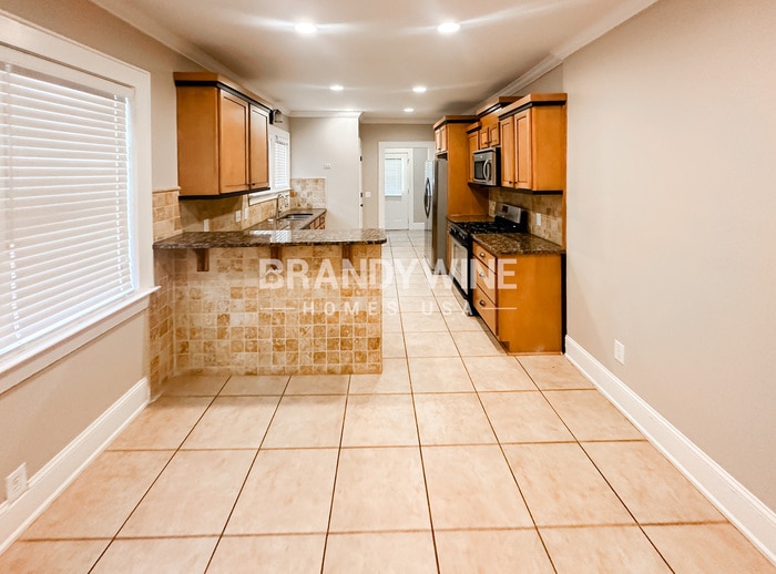 Building Photo - 1351 Jefferson Ave